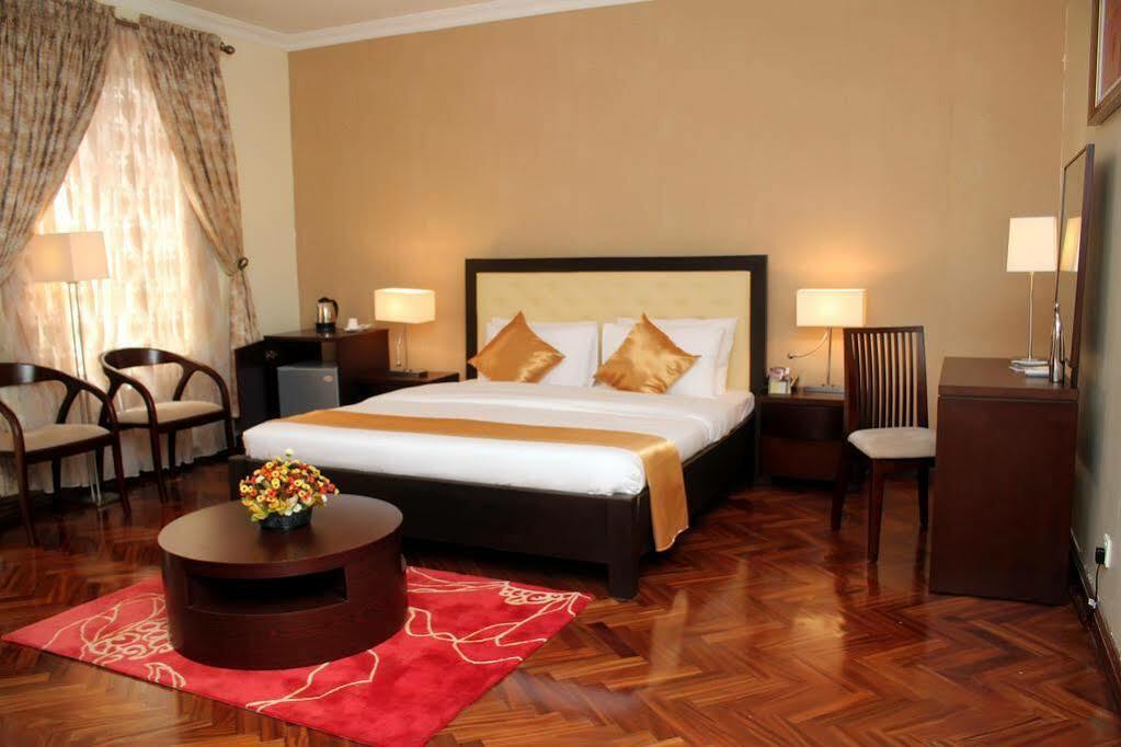 Watercress Hotels And Event Икея Экстерьер фото